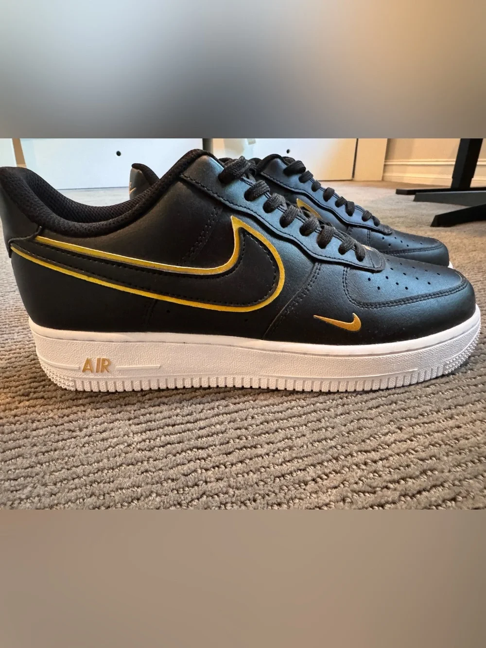Nike Air Force 1 Men's Black and Gold Low-Top Sneakers